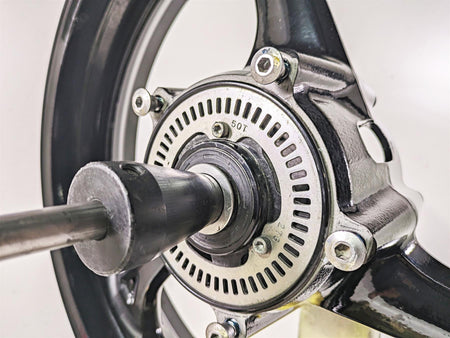 2018 Suzuki GSX1300 R Hayabusa Straight 17x3.5 Front Wheel Rim 54111-15H11 {{ shop.shopifyCountryName }} - Mototech271