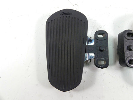 2019 Indian Chieftain Classic Rear Passenger Floor Board Floorboard Set 5137789 {{ shop.shopifyCountryName }} - Mototech271