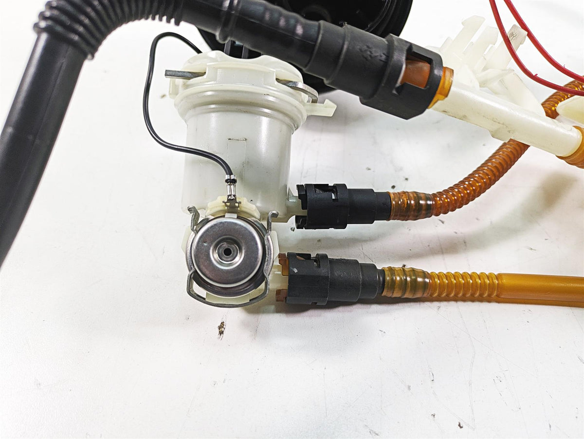 2014 Harley Touring FLHTK Electra Glide Fuel Gas Petrol Pump - Tested 62908-08 {{ shop.shopifyCountryName }} - Mototech271