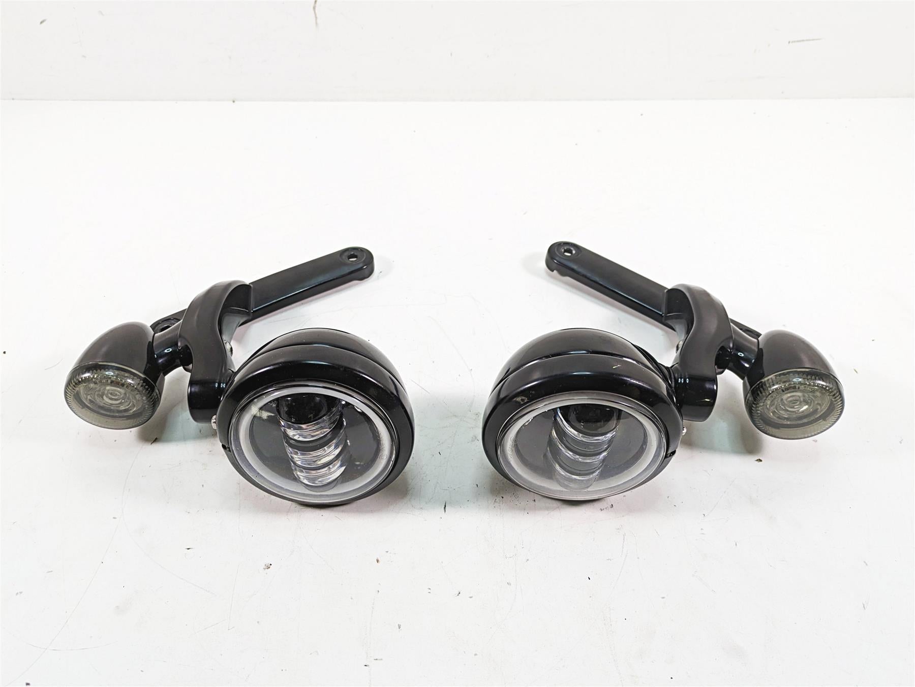 2018 Harley Touring FLHXSE CVO Street Glide Front Blinker & Spot Lights 68000021 {{ shop.shopifyCountryName }} - Mototech271
