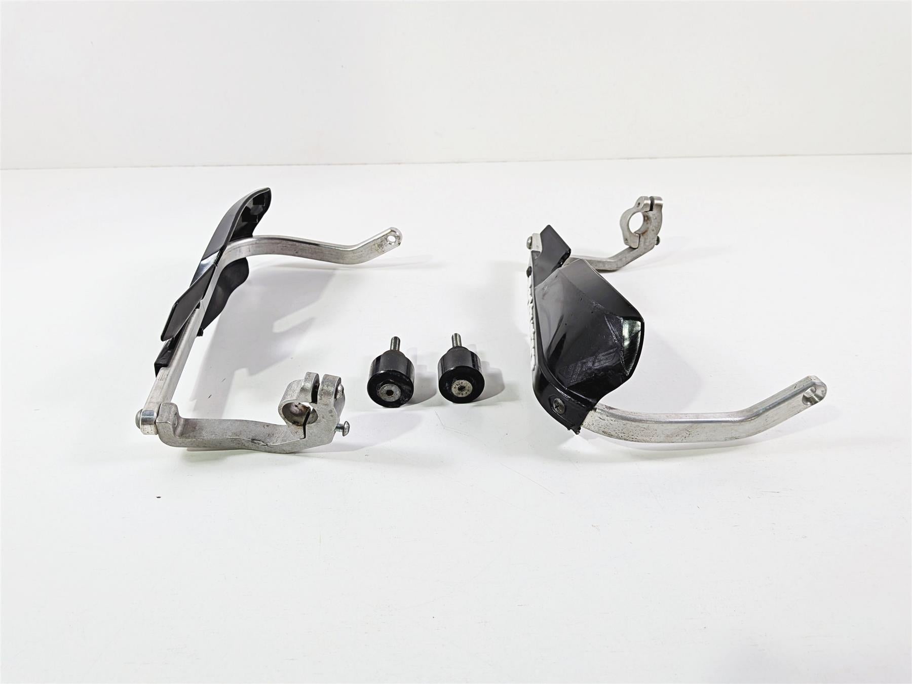 2012 Yamaha XT1200 Super Tenere Barkbuster Hand Guard Set & Mounts 23P-26141-00 {{ shop.shopifyCountryName }} - Mototech271