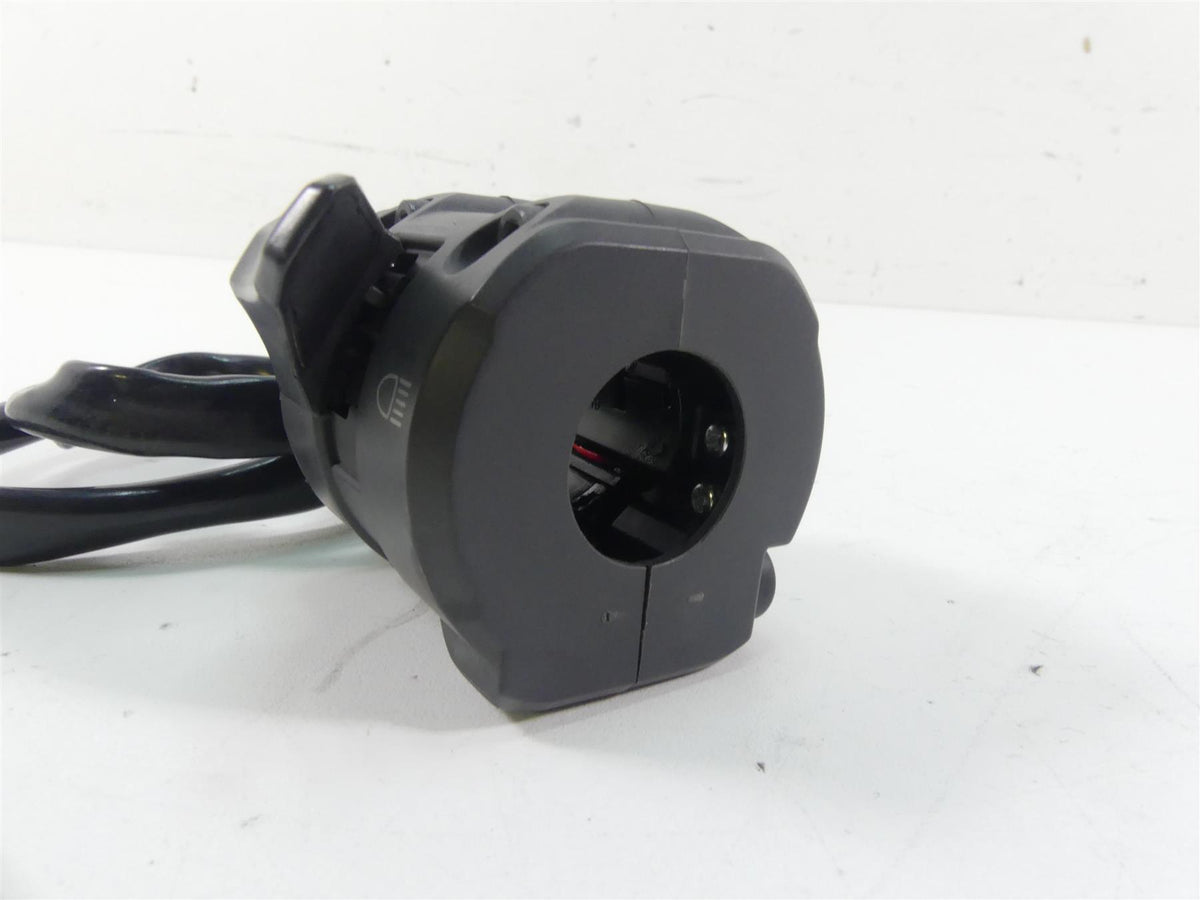 2014 Ducati Hypermotard 821 SP Left Hand Turn Signal Control Switch 65110141A {{ shop.shopifyCountryName }} - Mototech271