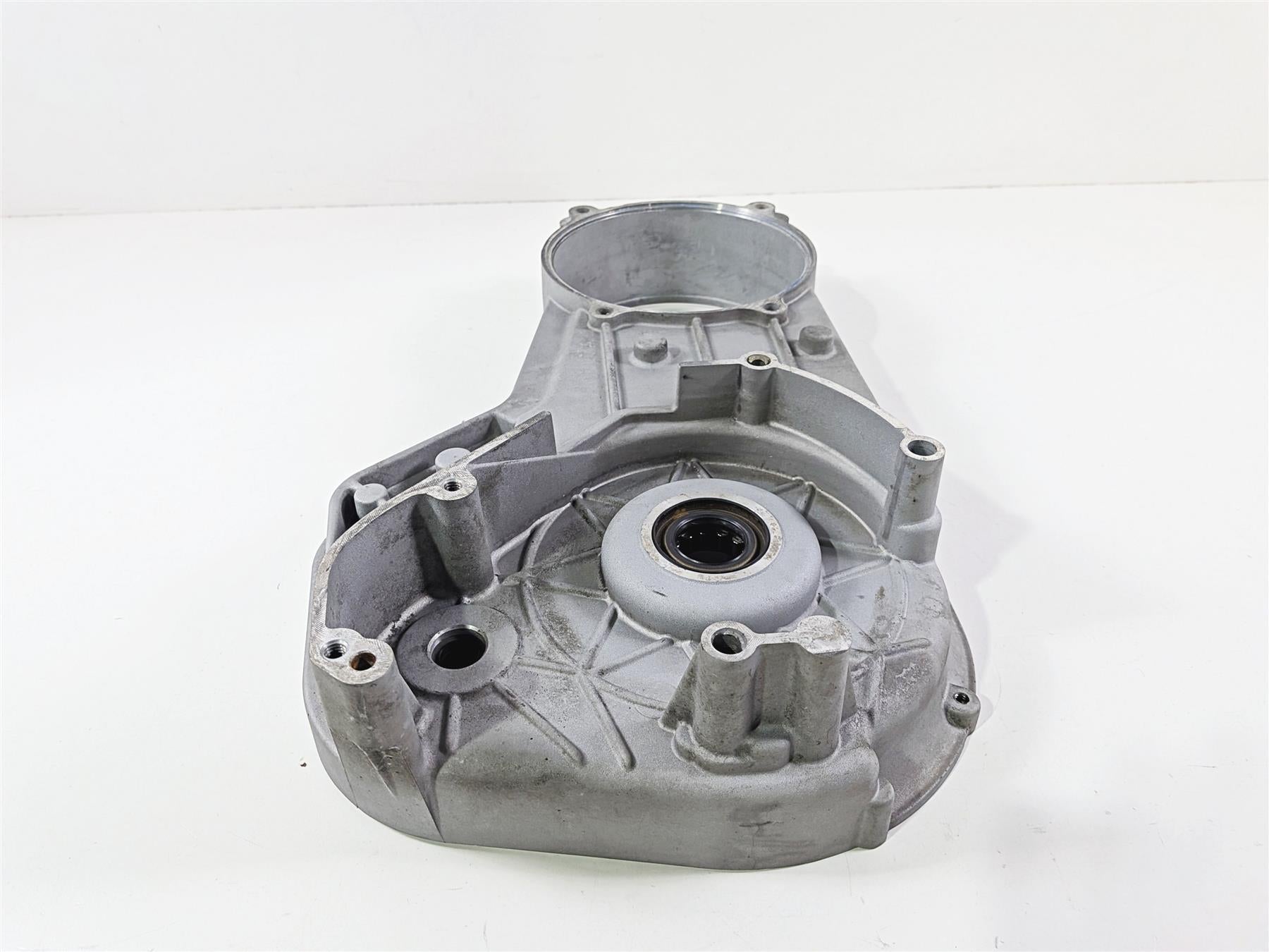 2004 Harley Touring FLTRI Road Glide Inner Primary Drive Clutch Cover 60677-01B-Mototech271