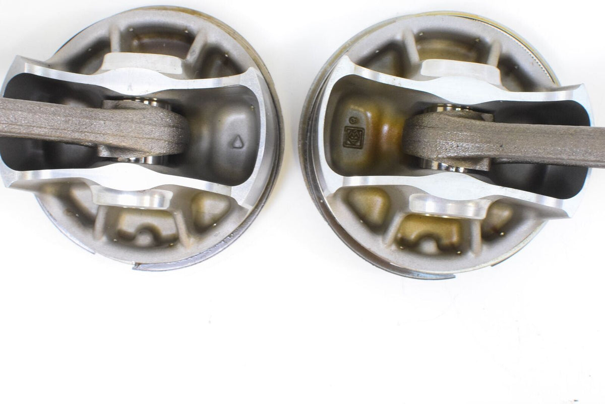 2016 BMW R1200R R1200 R K53 Nice Piston & Piston Rod Set 11258530237 {{ shop.shopifyCountryName }} - Mototech271