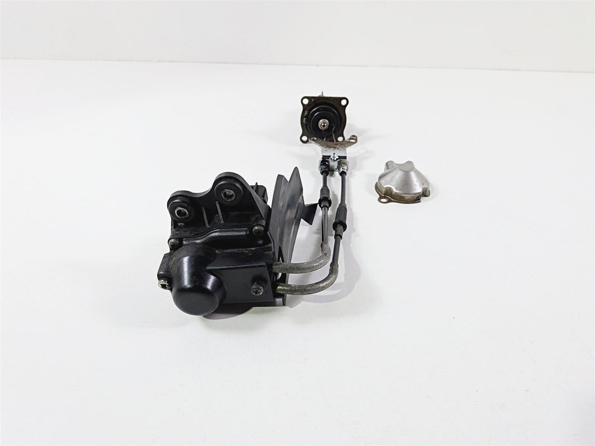 2008 Yamaha YZF R1 RN19 Exhaust Valve & Actuator Servo Motor 5VY-85820-10-00 {{ shop.shopifyCountryName }} - Mototech271
