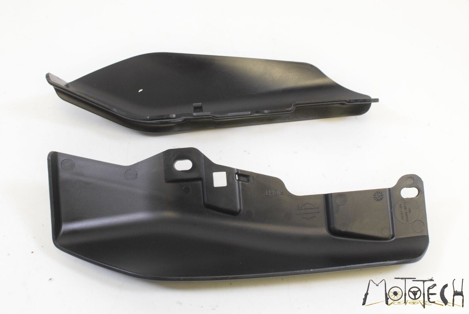 2011 Harley Touring FLTRU Road Glide Ultra Wind Deflector Side cover SET 58169-0 {{ shop.shopifyCountryName }} - Mototech271