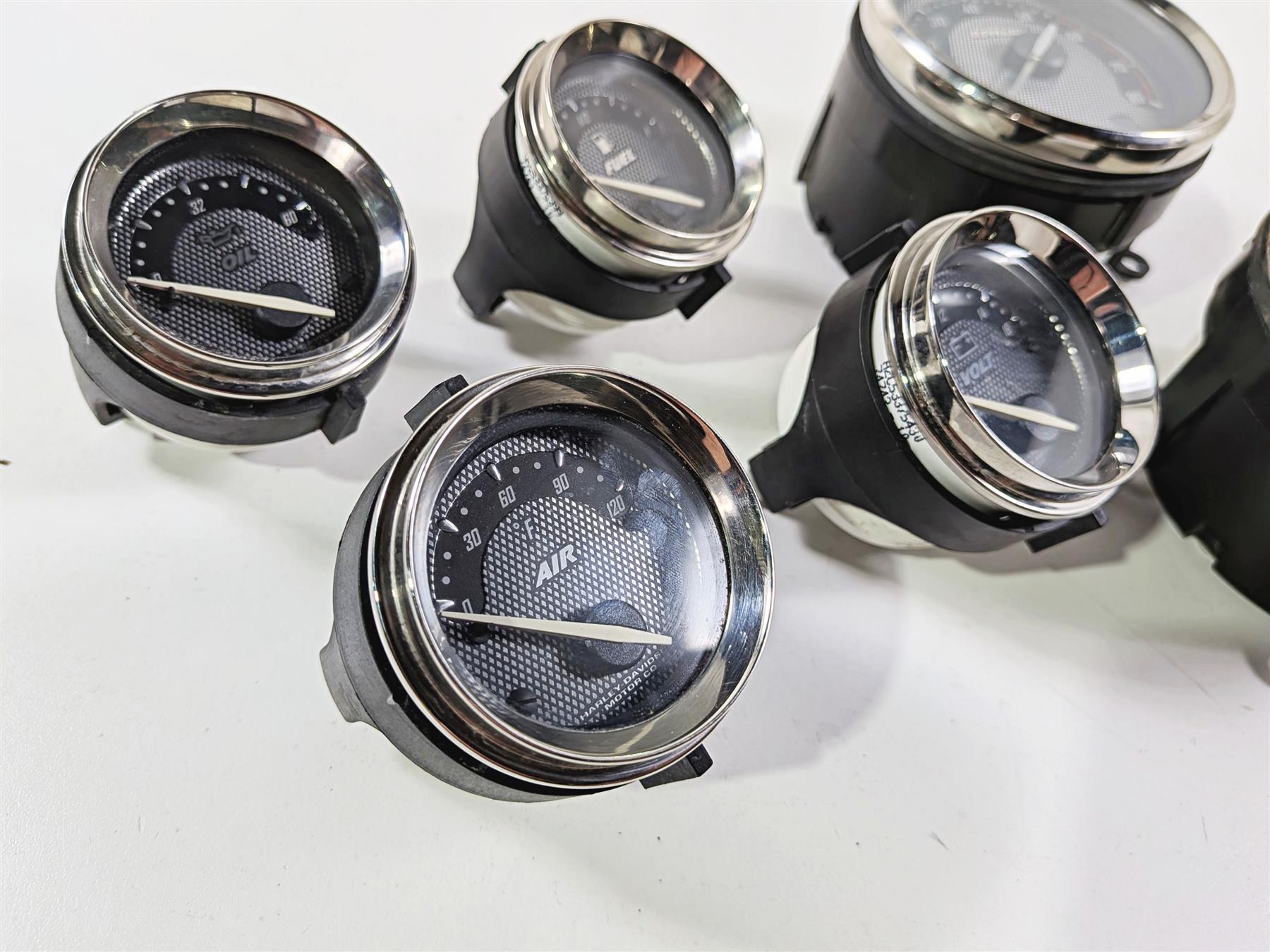 2011 Harley Touring FLHTCU CVO Electra Glide Speedometer Gauge Set 34k 74740-10-Mototech271