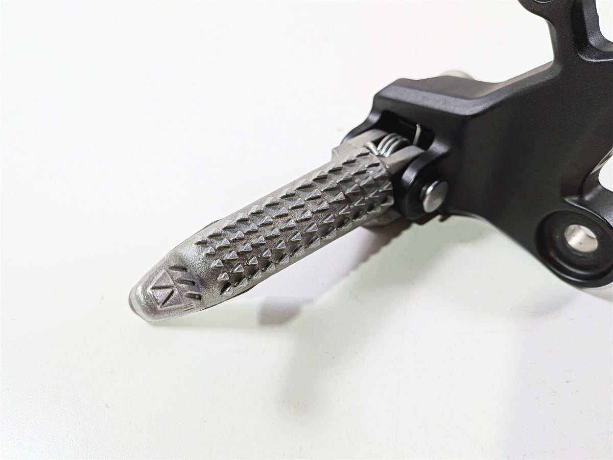 2024 Kawasaki EX500 Ninja 40th An. Right Front Rider Foot Peg & Mount 35063-1408 {{ shop.shopifyCountryName }} - Mototech271