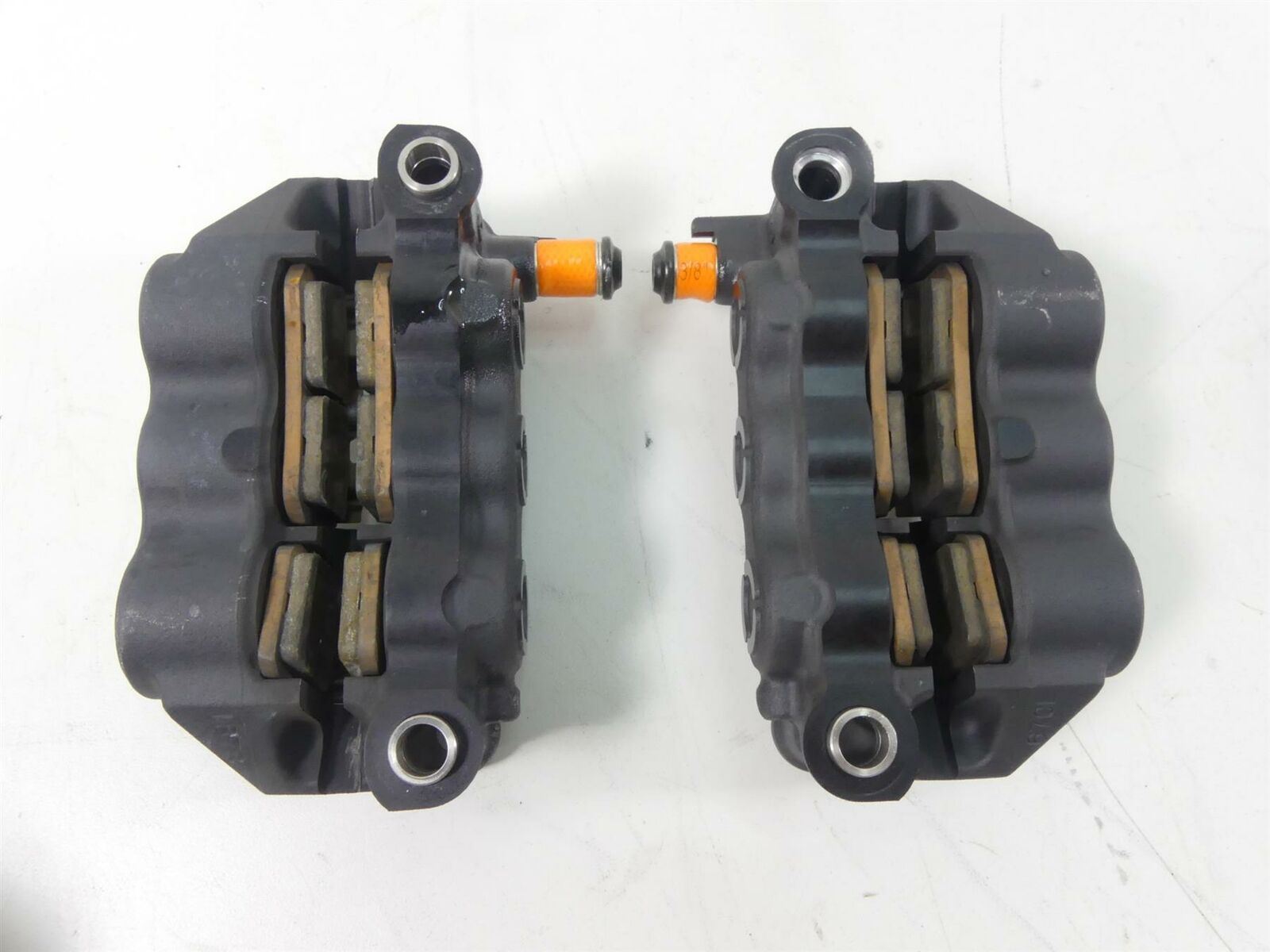 2020 Yamaha VMX17 1700 Front Brake Caliper Set 4C8-2580T-10-00 2S3-2580U-00-00 {{ shop.shopifyCountryName }} - Mototech271