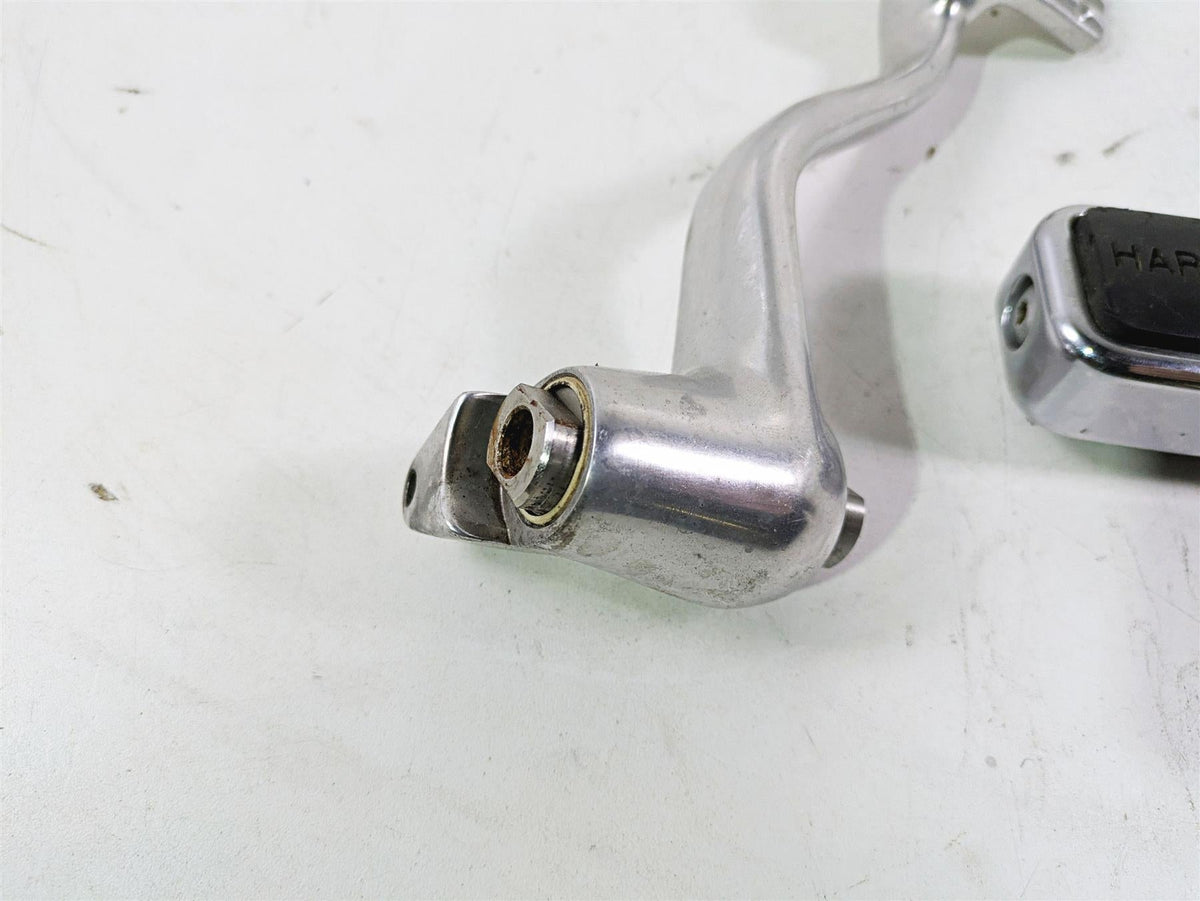2013 Harley VRSCF Muscle Rod Right Front Footpeg & Brake Lever 54046-12 {{ shop.shopifyCountryName }} - Mototech271