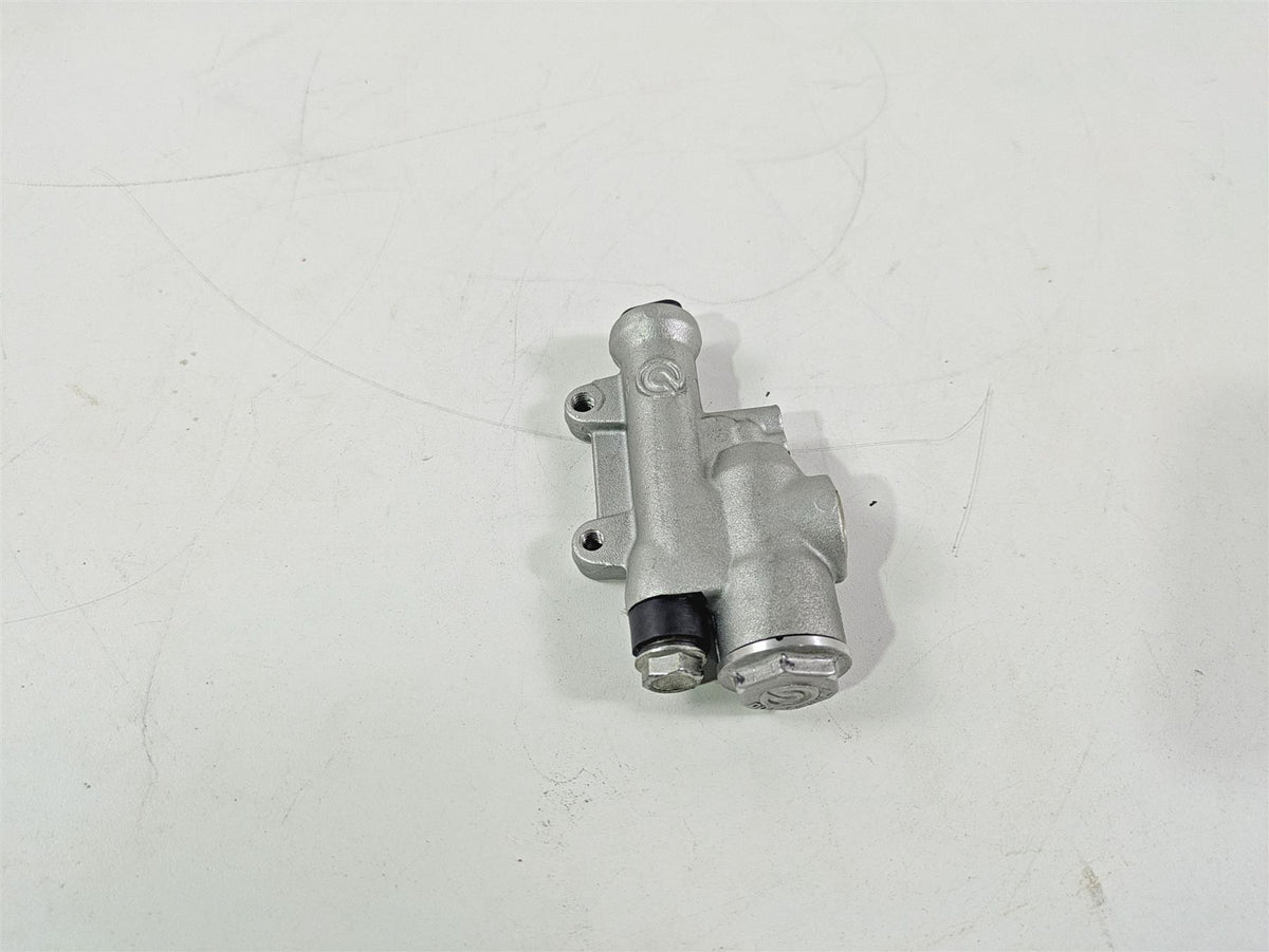 2017 Aprilia RSV 1100 Tuono V4 Factory Brembo Rear Brake Master Cylinder B044586 {{ shop.shopifyCountryName }} - Mototech271