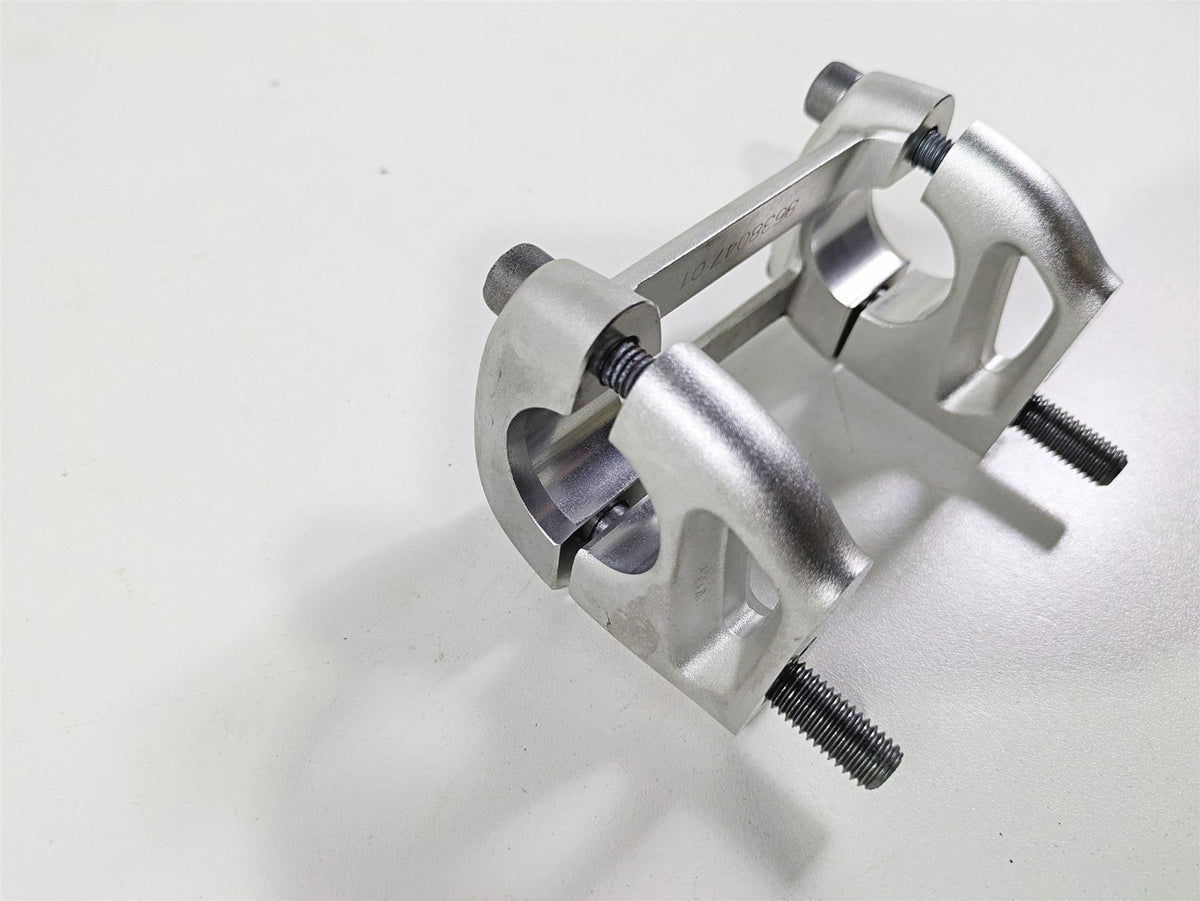 2022 BMW RnineT Pure K22 Handlebar Riser Holder Set 32718538049 32718538047 {{ shop.shopifyCountryName }} - Mototech271