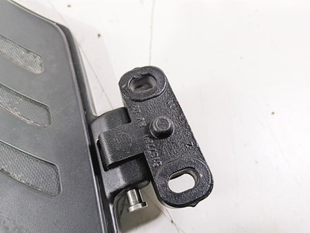 2012 Victory Cross Country Rear Passenger Floorboard Set 5137789 {{ shop.shopifyCountryName }} - Mototech271