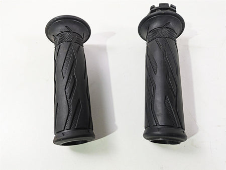 2023 Suzuki GSX1300 RR Hayabusa Left Right Handle Bar Grip Set 57110-21H02 {{ shop.shopifyCountryName }} - Mototech271