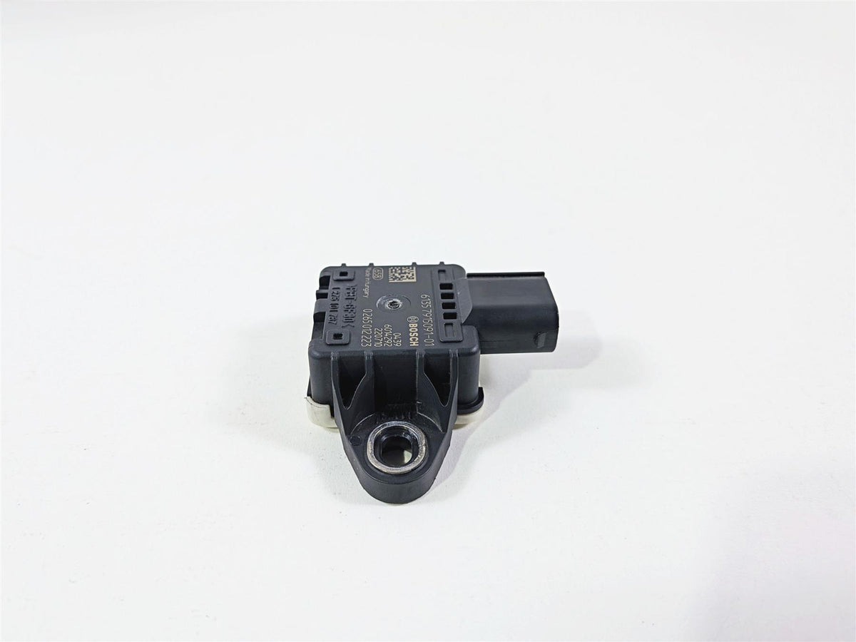 2023 BMW R nineT Scrambler K23 Bosch Lean Angle Fall Speed Sensor 61357915091 {{ shop.shopifyCountryName }} - Mototech271