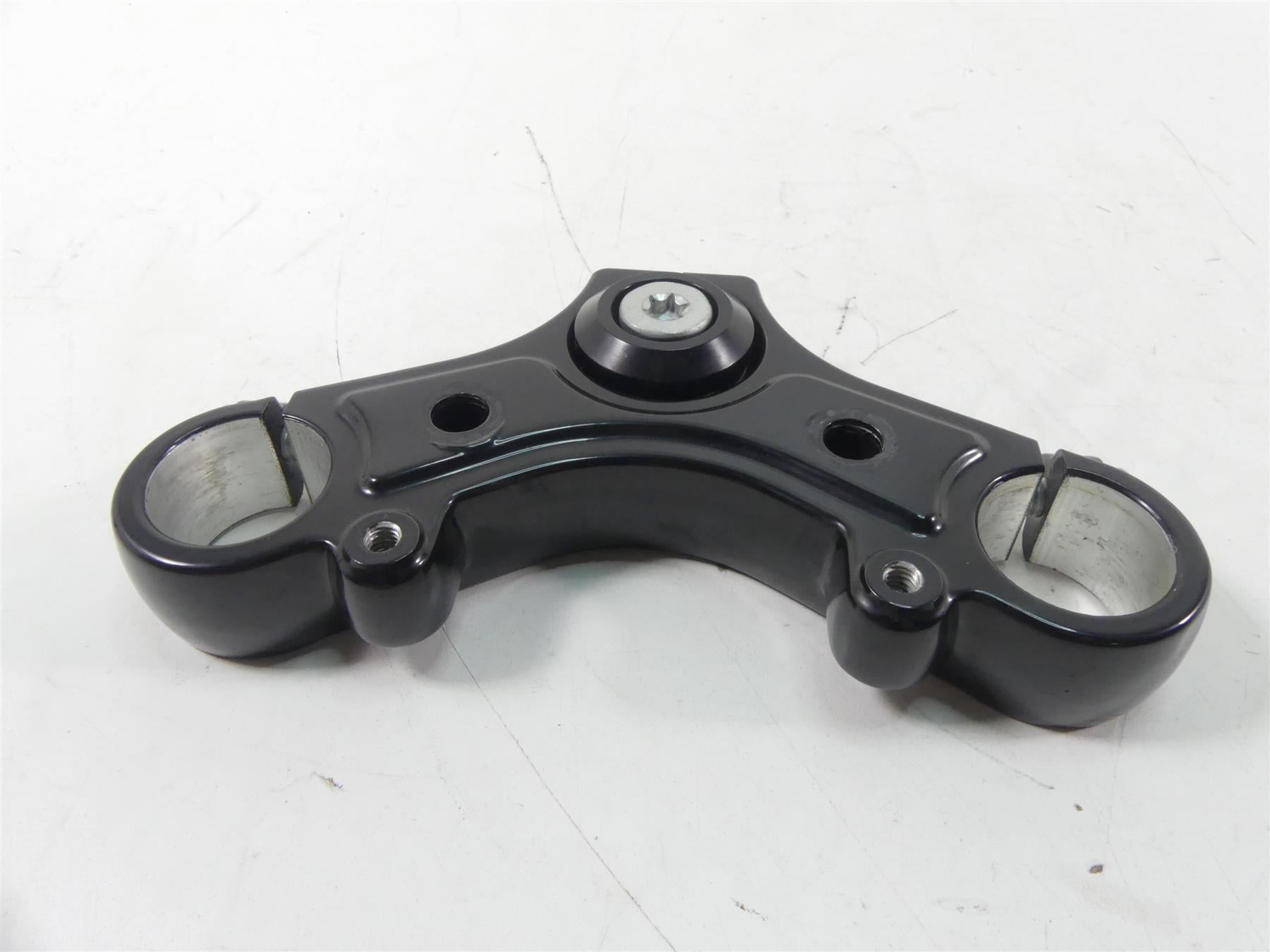 2019 Harley XL883 N Sportster Iron Upper Triple Tree Clamp 39mm 46758-07 {{ shop.shopifyCountryName }} - Mototech271