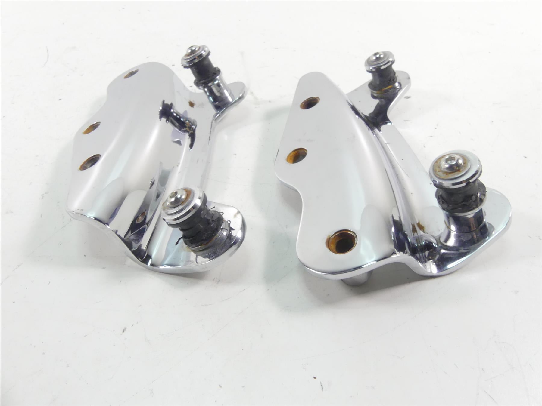 2012 Harley Touring FLHTK Electra Glide Sissy Bar 4 Point Docking Bracket Set {{ shop.shopifyCountryName }} - Mototech271