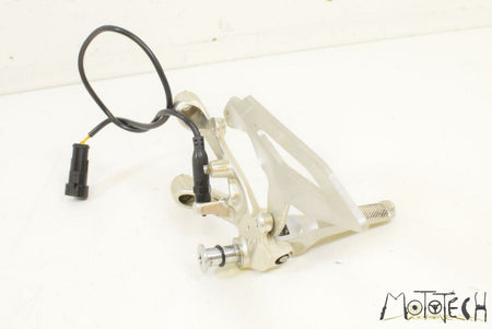 2017 Ducati Panigale 959 Right Rider Front Footpeg Foot Peg Rest 82431871A {{ shop.shopifyCountryName }} - Mototech271