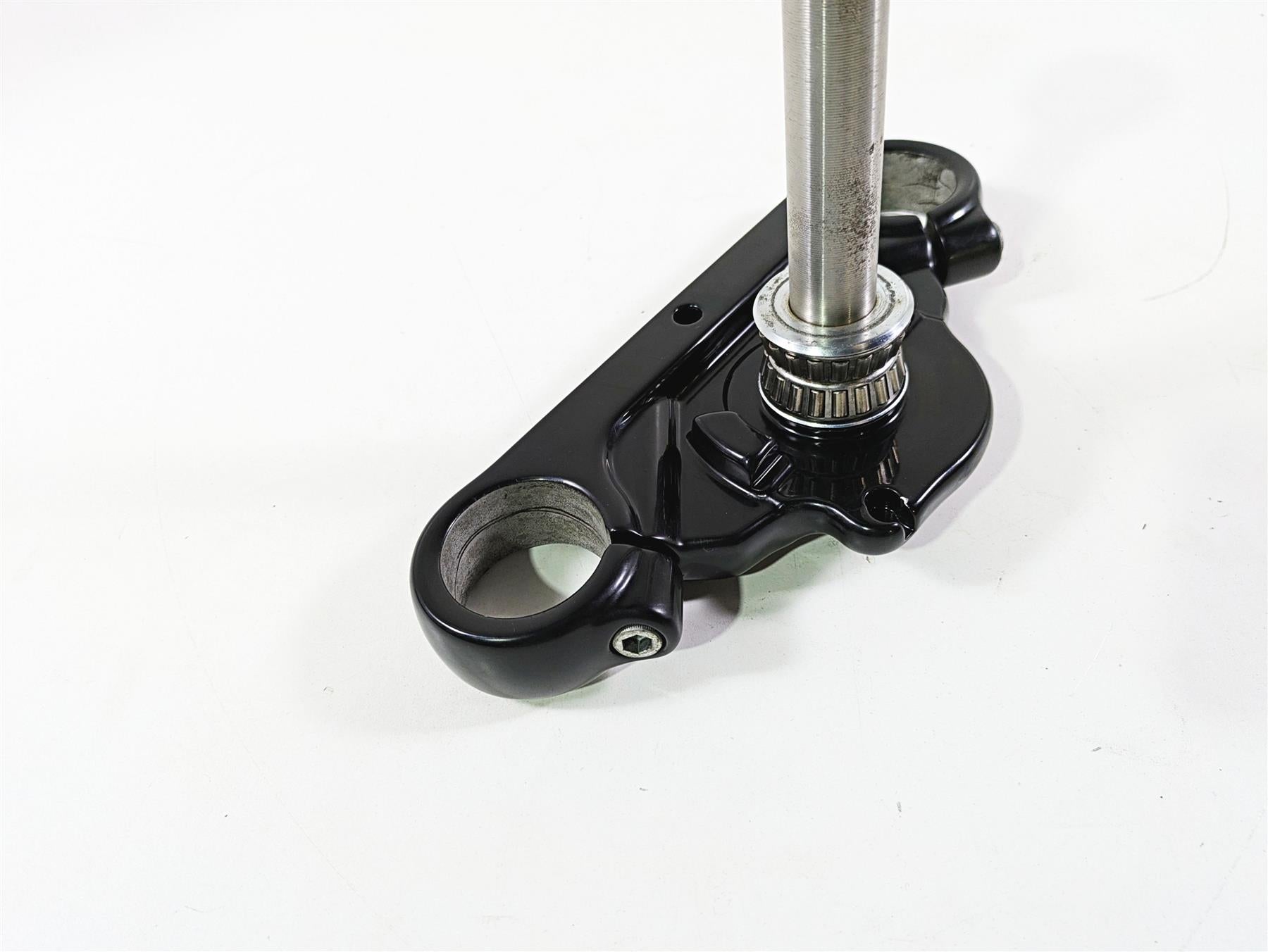 2014 Harley FXDL Dyna Low Rider Lower Triple Tree Steering Clamp 49mm 45539-08 {{ shop.shopifyCountryName }} - Mototech271