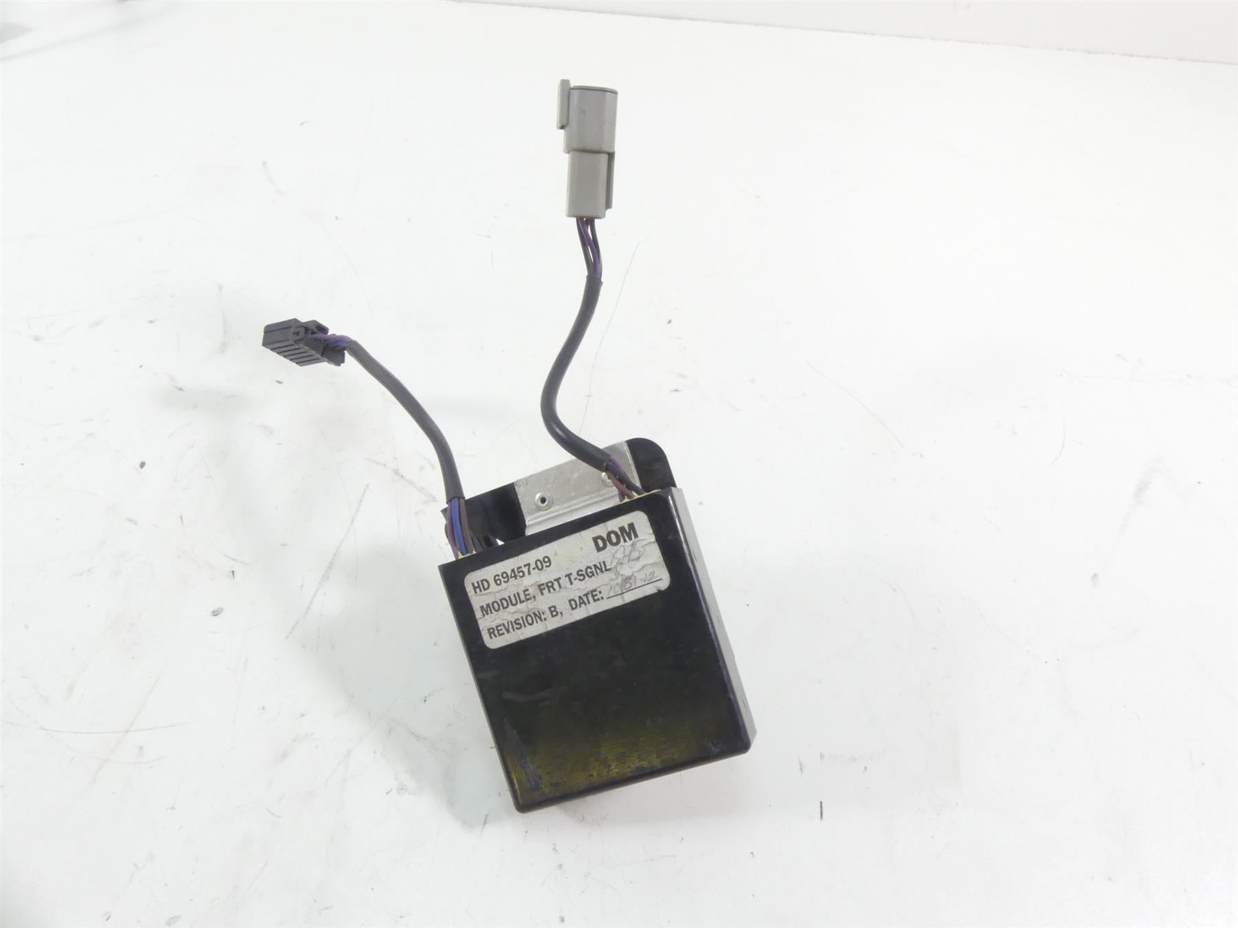 2013 Harley Davidson VRSCF Muscle Turn Signal Flasher Module 69457-09 | Mototech271