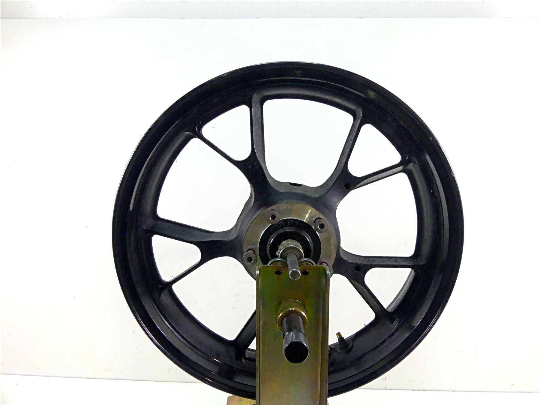 2010 Kawasaki ZX1400 ZX14 R Ninja Straight 17x3.5 Front Wheel Rim 41073-0105 {{ shop.shopifyCountryName }} - Mototech271