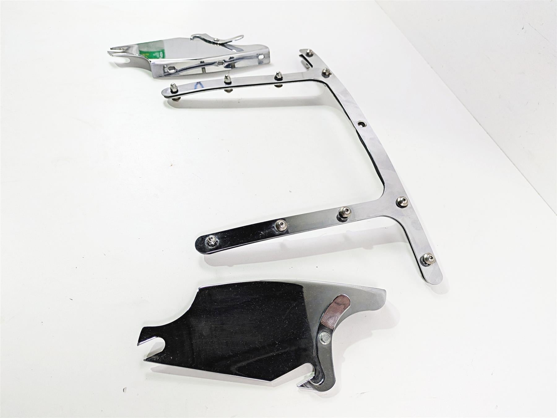 2016 Harley Touring FLHR Road King Windshield Mounting Hardware {{ shop.shopifyCountryName }} - Mototech271