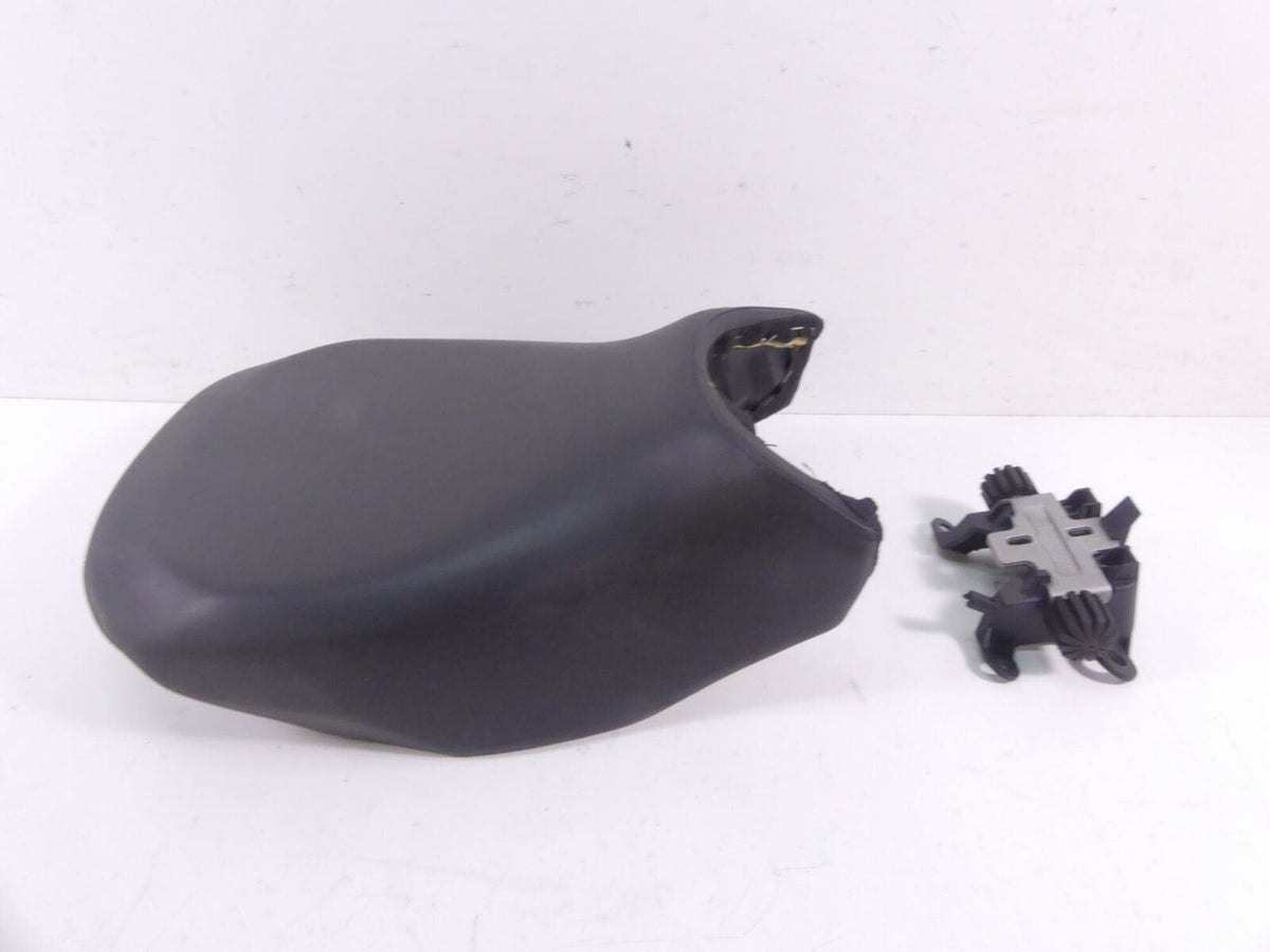 2017 BMW R1200GS GSW K50 Front Rider Unheated Seat Saddle - Read 52538532738 {{ shop.shopifyCountryName }} - Mototech271