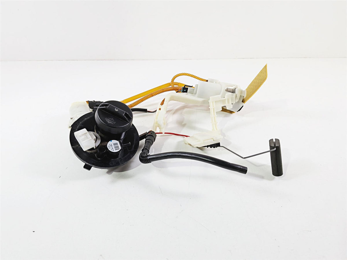 2011 Harley Touring FLHTCU CVO Electra Glide Fuel Gas Petrol Pump 75069-08C-Mototech271