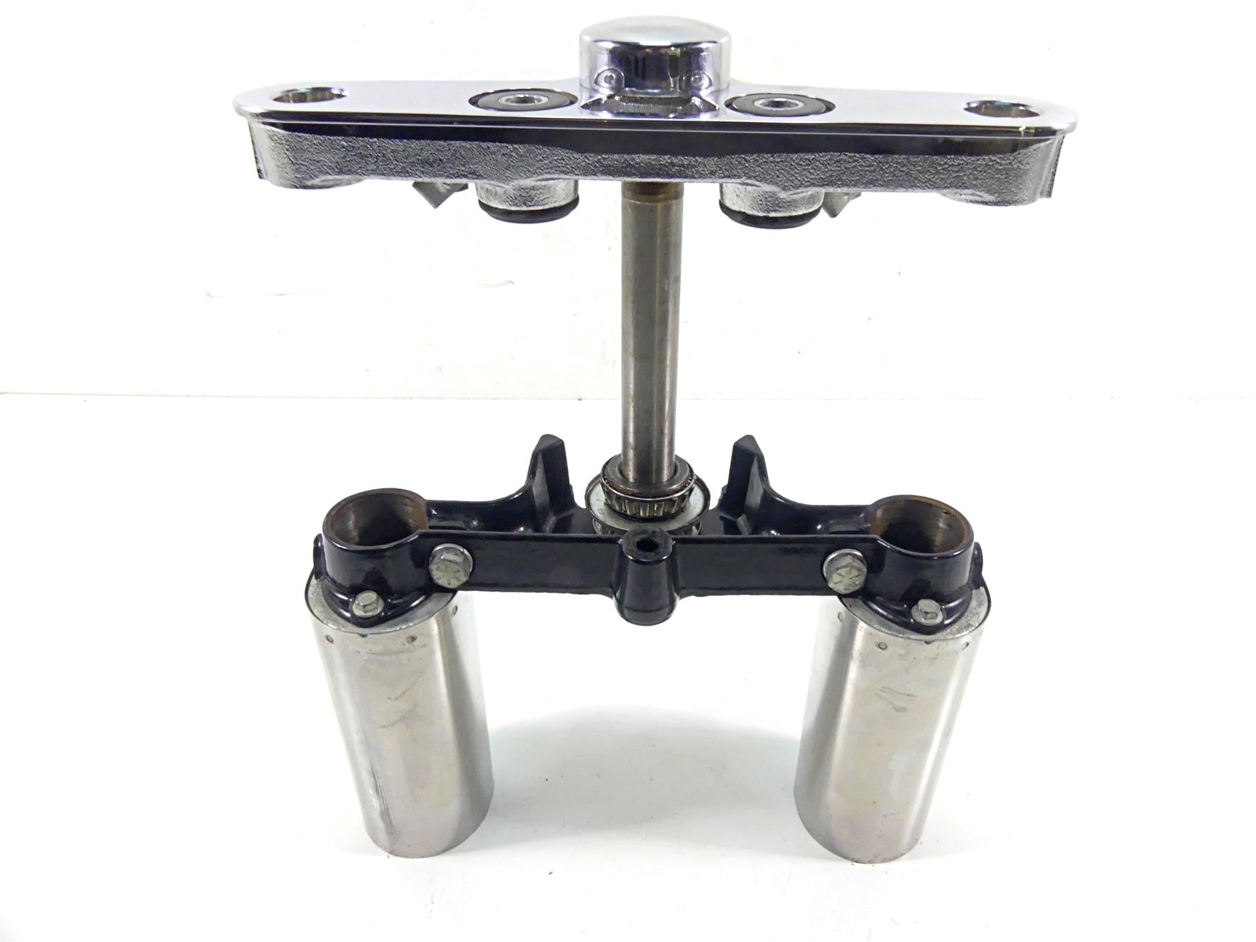 2016 Harley Softail FLS Slim Upper & Lower Triple Tree Set 45605-00A 45456-86B