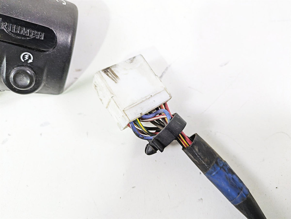 2006 Triumph Rocket 3 Right Hand Control Switch Start Kill READ T2046701 {{ shop.shopifyCountryName }} - Mototech271