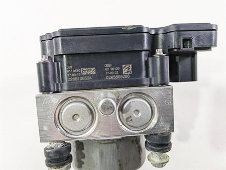 2017 Harley Touring FLHXS Street Glide Abs Brake Pump Module - Tested 41100061B {{ shop.shopifyCountryName }} - Mototech271