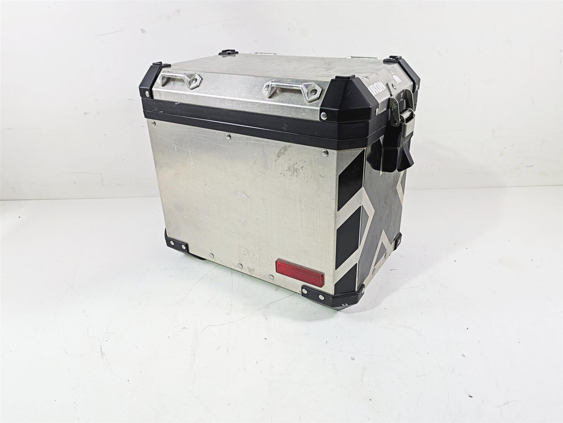 2015 BMW R1200 GS Adv K51 Left Aluminum Saddlebag Case 77411539693 {{ shop.shopifyCountryName }} - Mototech271