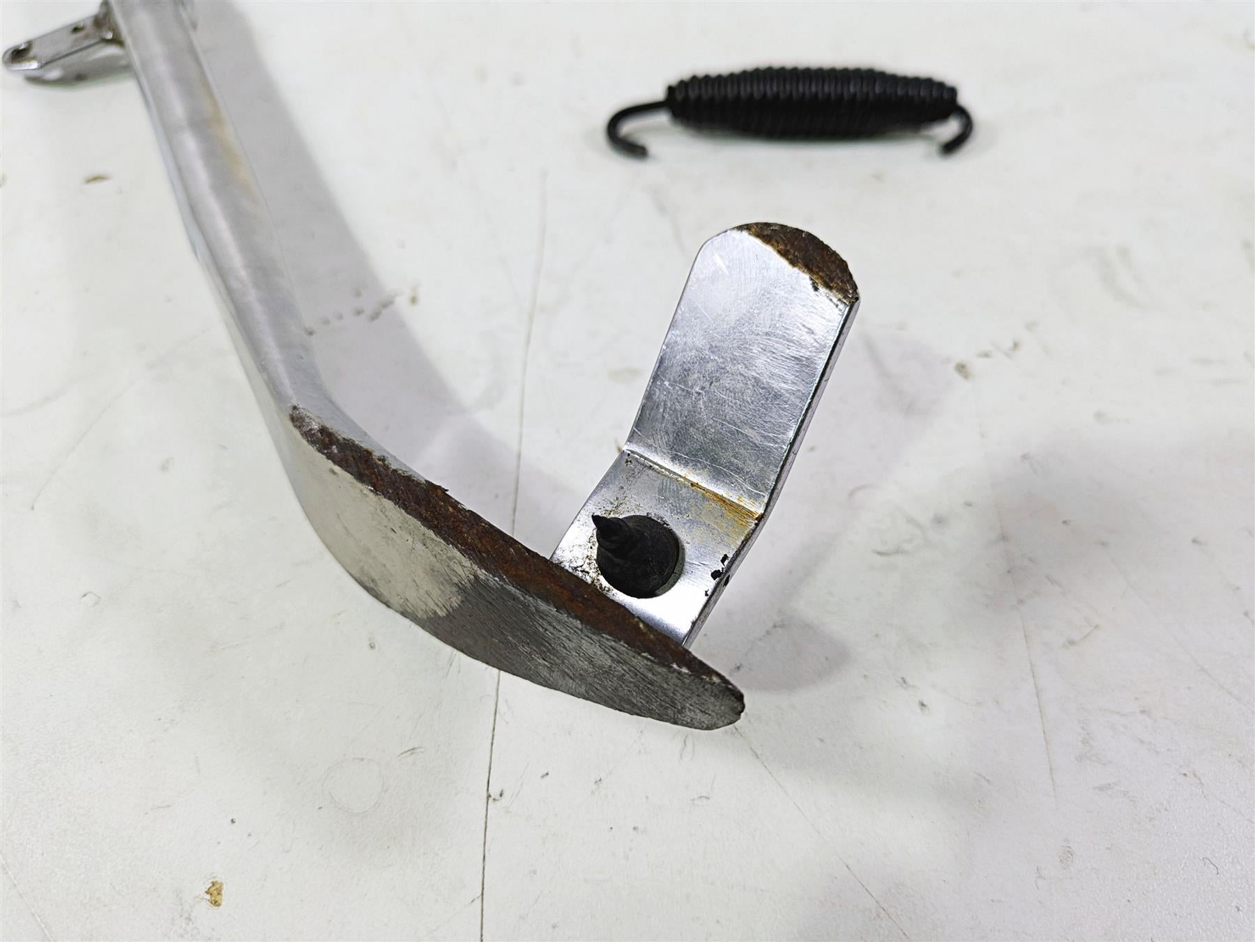 2003 Harley Softail FXSTDI Deuce 100th Kickstand Jiffy Stand - Read 50087-89B {{ shop.shopifyCountryName }} - Mototech271