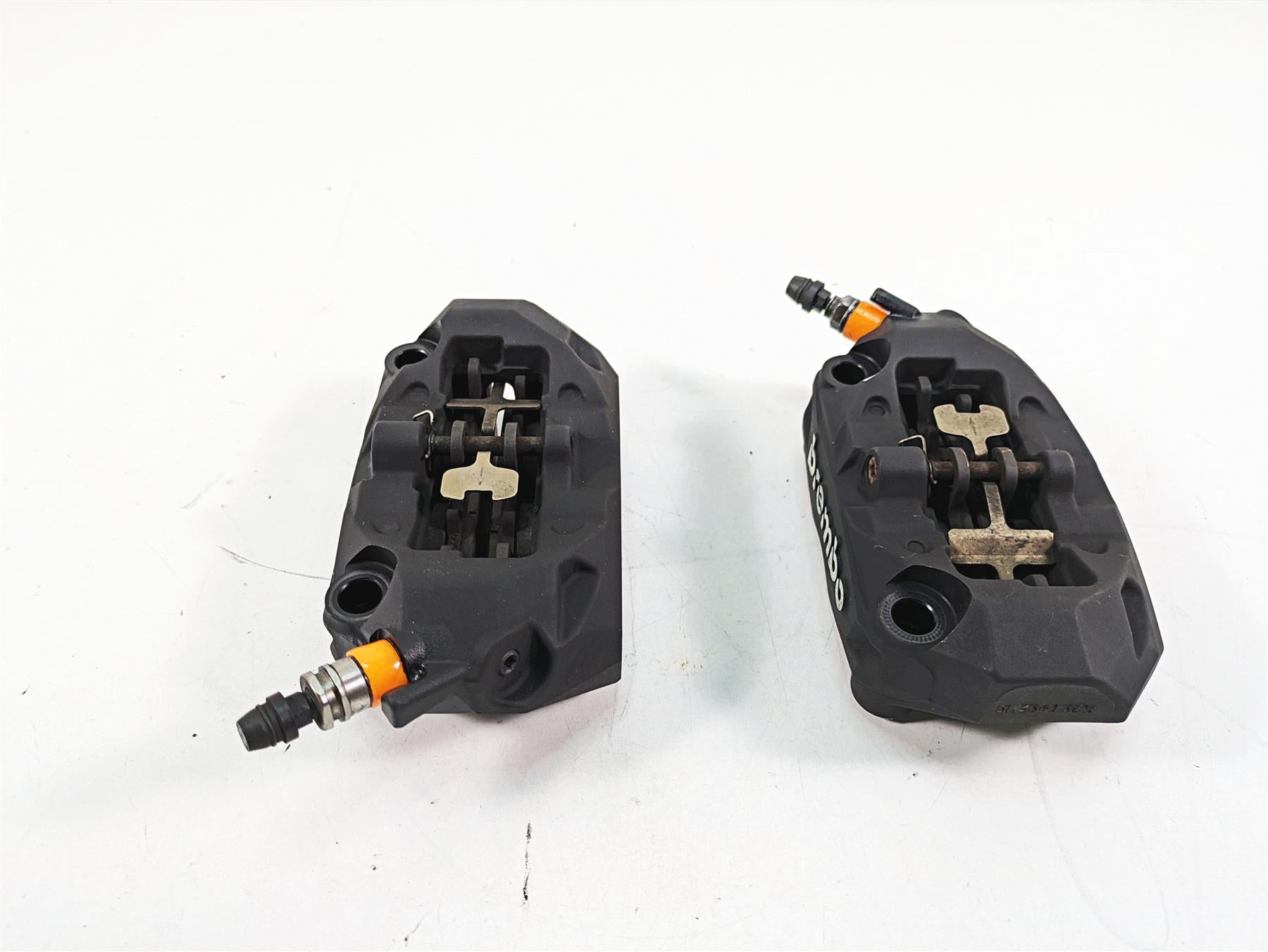 2016 BMW R1200R K53 Brembo Front Brake Caliper Set 34118556205 34118556206 {{ shop.shopifyCountryName }} - Mototech271