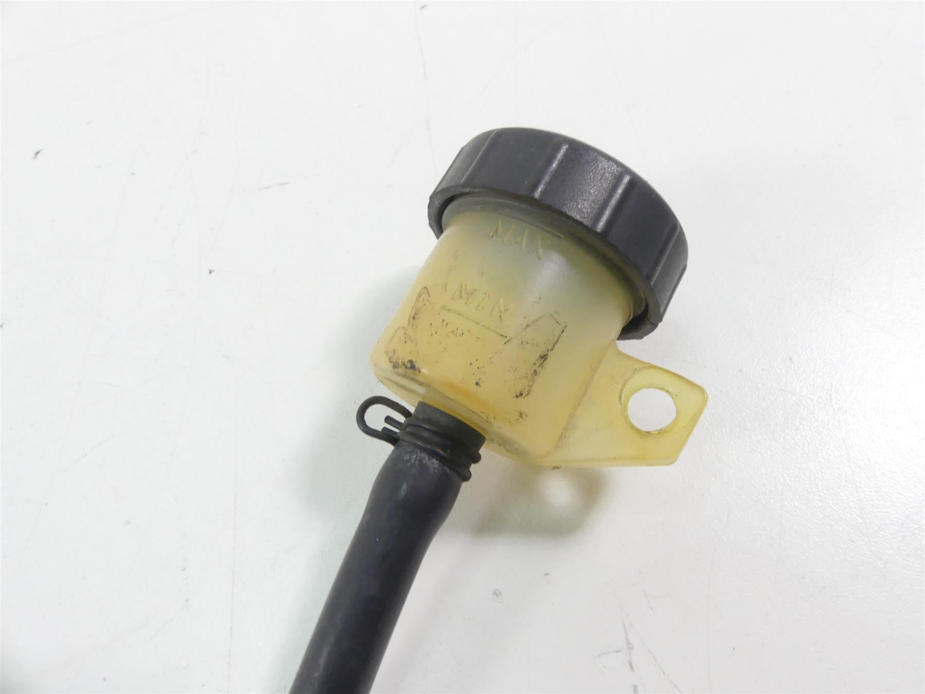 2004 Aprilia RSV1000 R Mille Rear Brembo Brake Master Cylinder AP8133875 {{ shop.shopifyCountryName }} - Mototech271