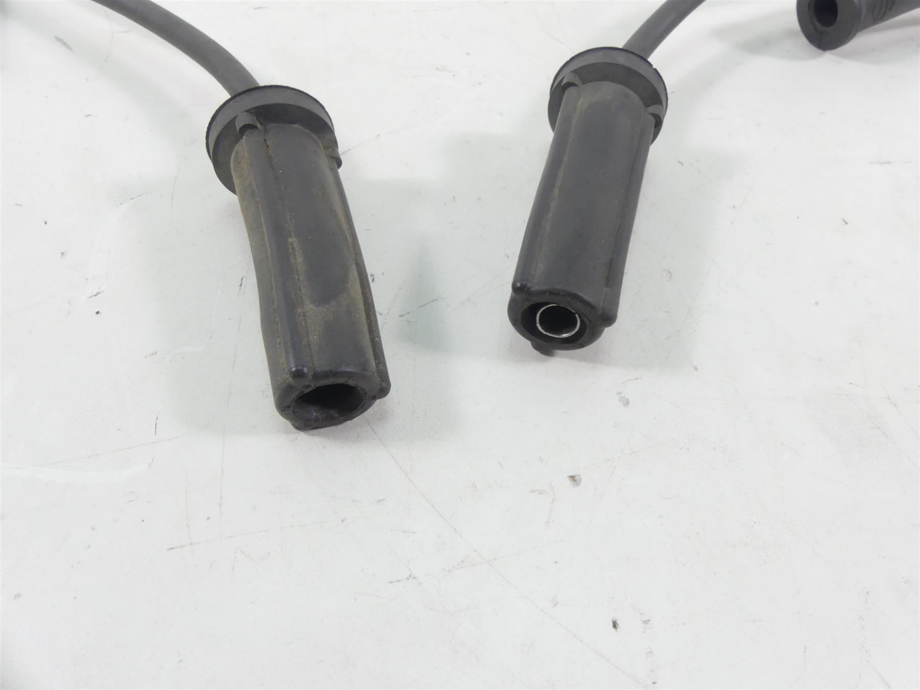 2018 Harley FLHC Softail Heritage Ignition Coil Coils Wires Plugs Set 31600067 {{ shop.shopifyCountryName }} - Mototech271