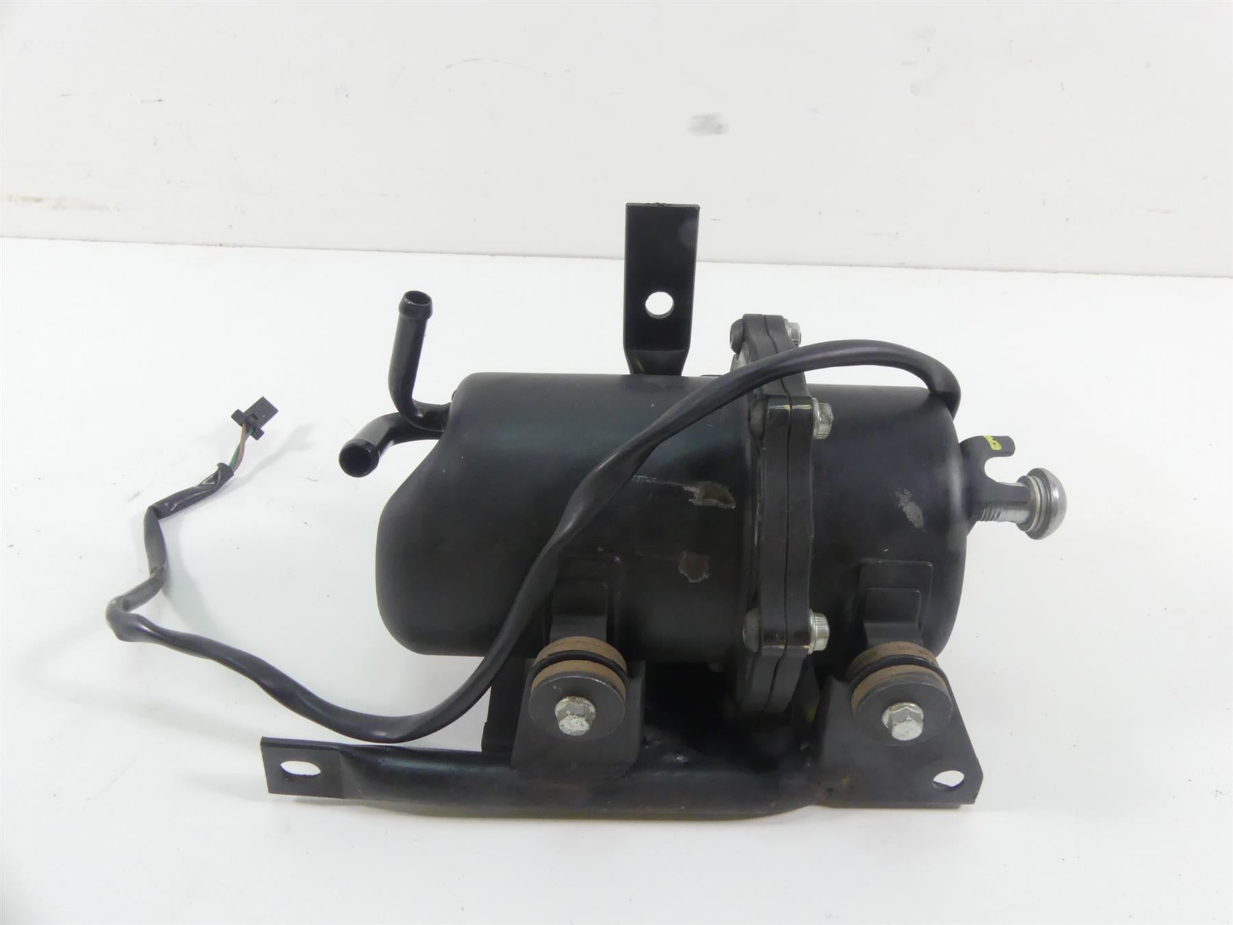 2007 Honda VTX1800 T1 Fuel Gas Petrol Pump - Tested 16700-MCV-R12 16700-MCV-R13 | Mototech271