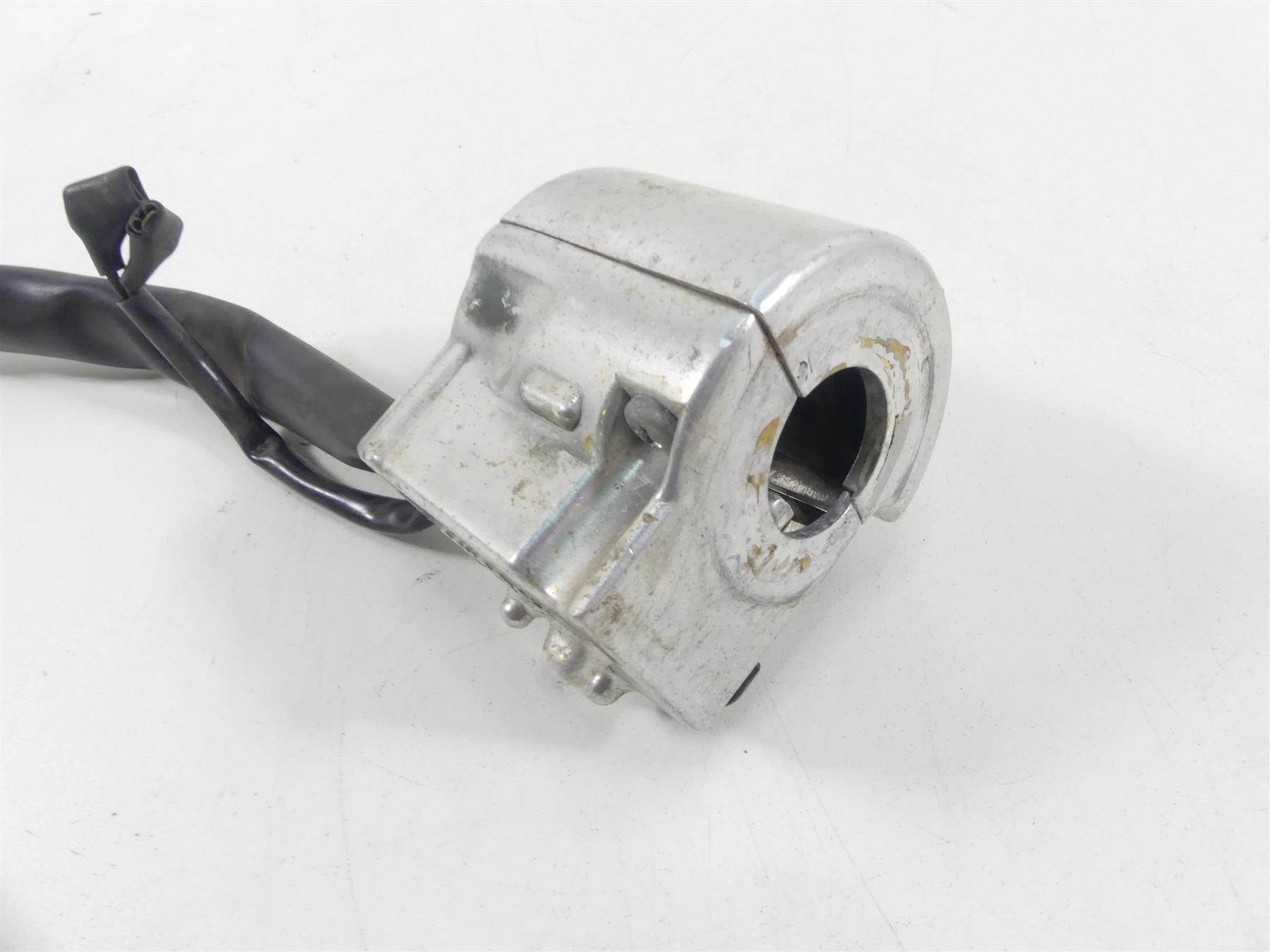 2003 Honda VTX1300 S Left Hand Blinker Lights Control Switch 35020-MEA-670 {{ shop.shopifyCountryName }} - Mototech271
