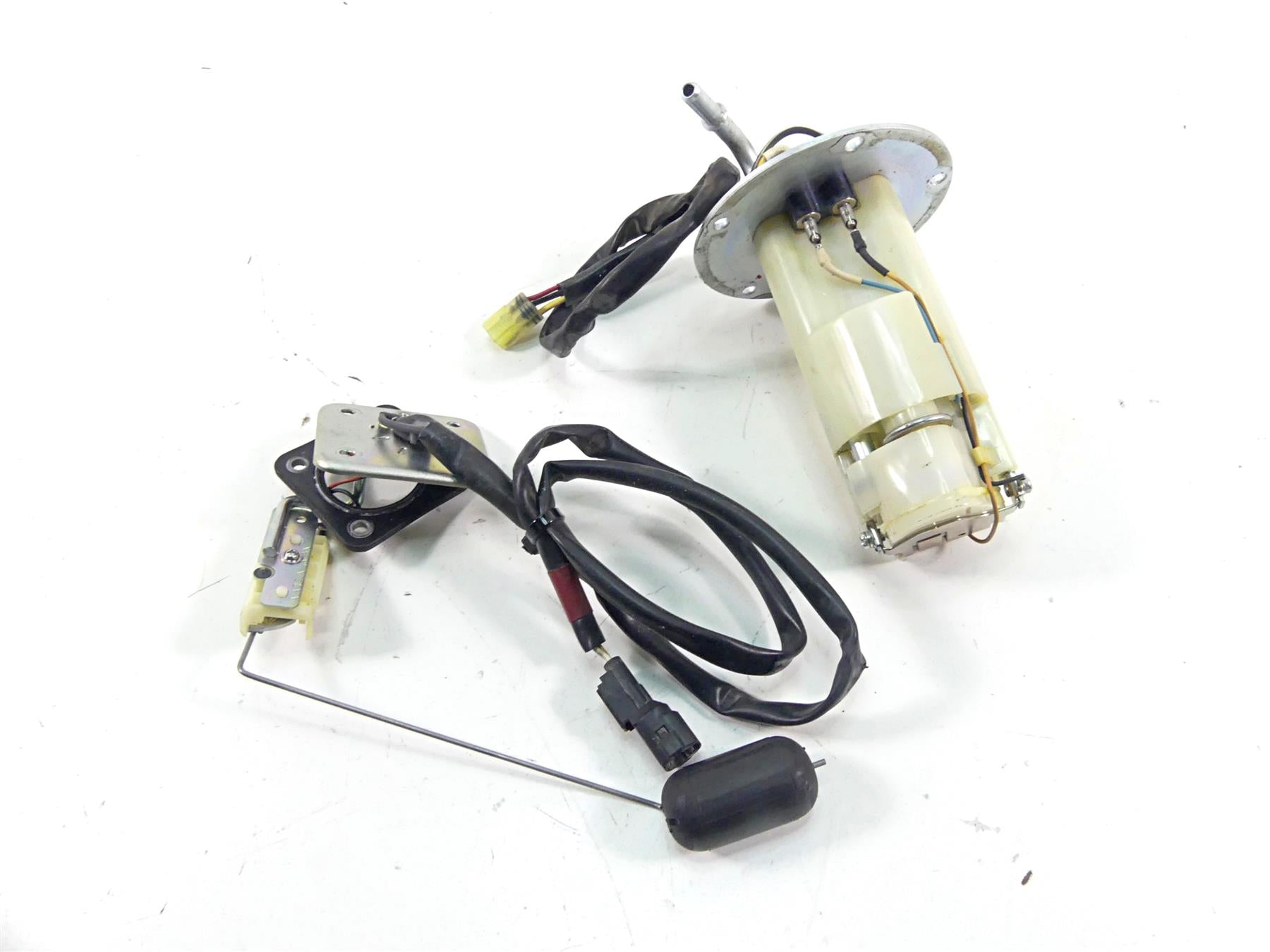 2017 Kawasaki ZX1400 ZX14R Ninja Fuel Gas Petrol Pump & Sending Unit 49040-0024 | Mototech271
