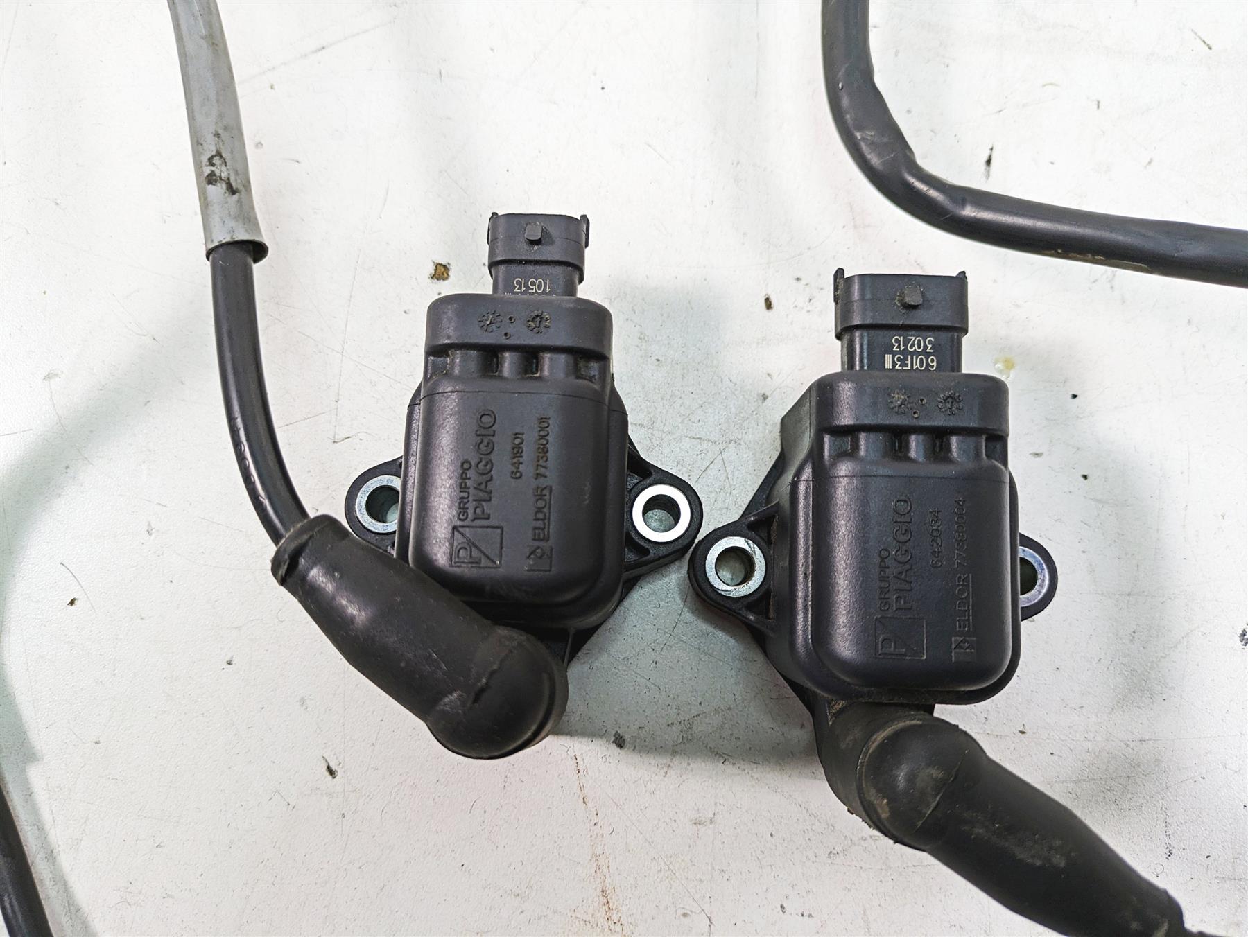 2013 Moto Guzzi V7 750 Stone Eldor Ignition Coil Set 642034 641901 77380001 {{ shop.shopifyCountryName }} - Mototech271
