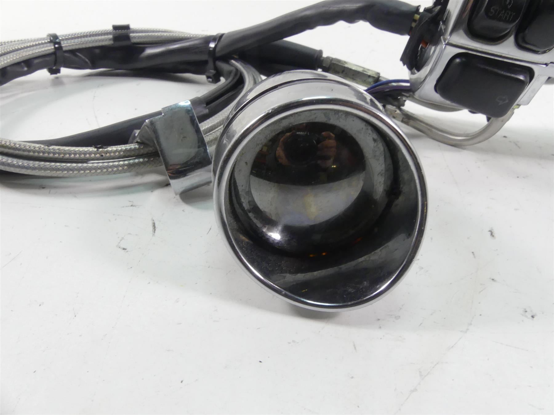 2004 Harley Softail FXSTD SE CVO Deuce Right Hand Control Switch 71684-06A {{ shop.shopifyCountryName }} - Mototech271