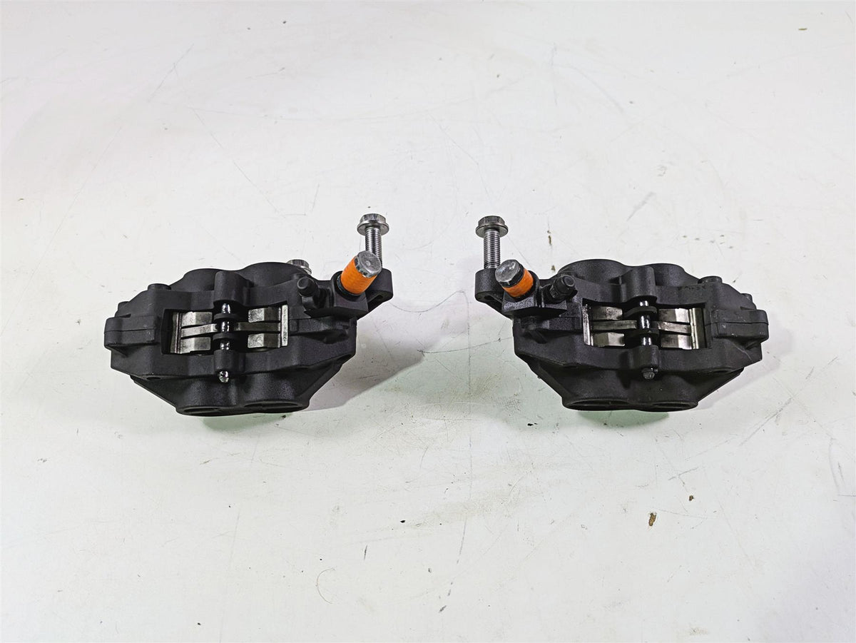 2013 Triumph Tiger 1215 Explorer Front Brake Caliper Abs Set T2020955 T2020965 {{ shop.shopifyCountryName }} - Mototech271