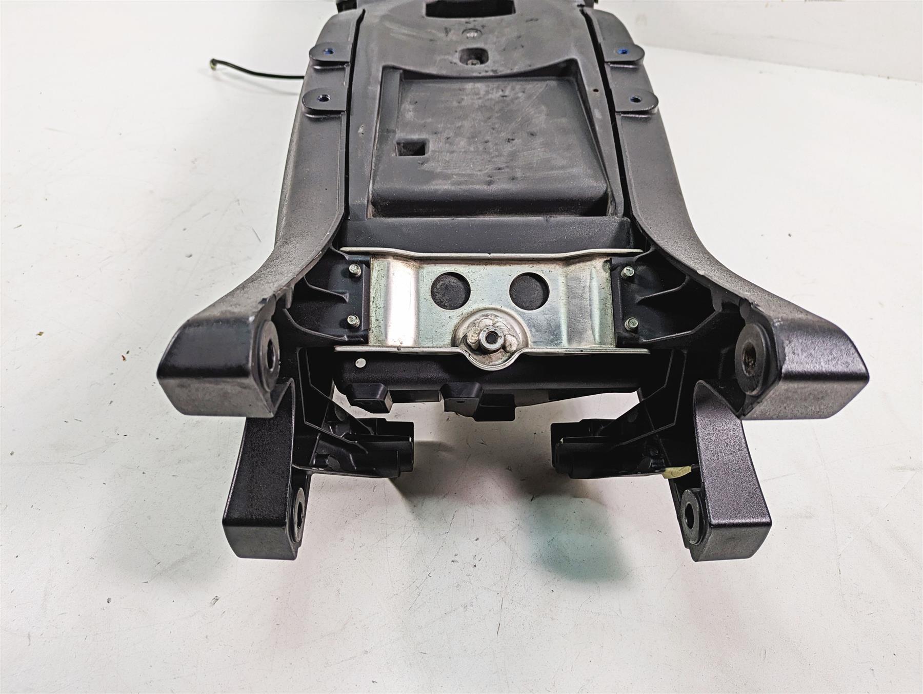 2009 Suzuki GSXR750 K9 Rear Subframe Sub Frame & Inner Fender 41211-37H00-YUG {{ shop.shopifyCountryName }} - Mototech271