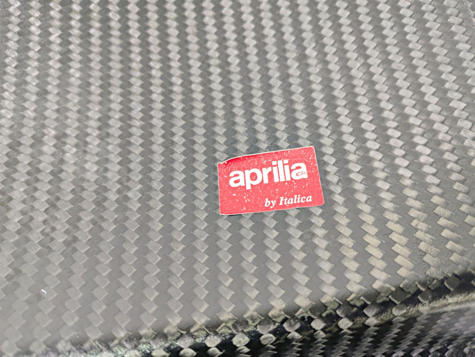 2017 Aprilia RSV 1100 Tuono V4 Factory Rear Carbon Fiber Fender Guard 890969 {{ shop.shopifyCountryName }} - Mototech271