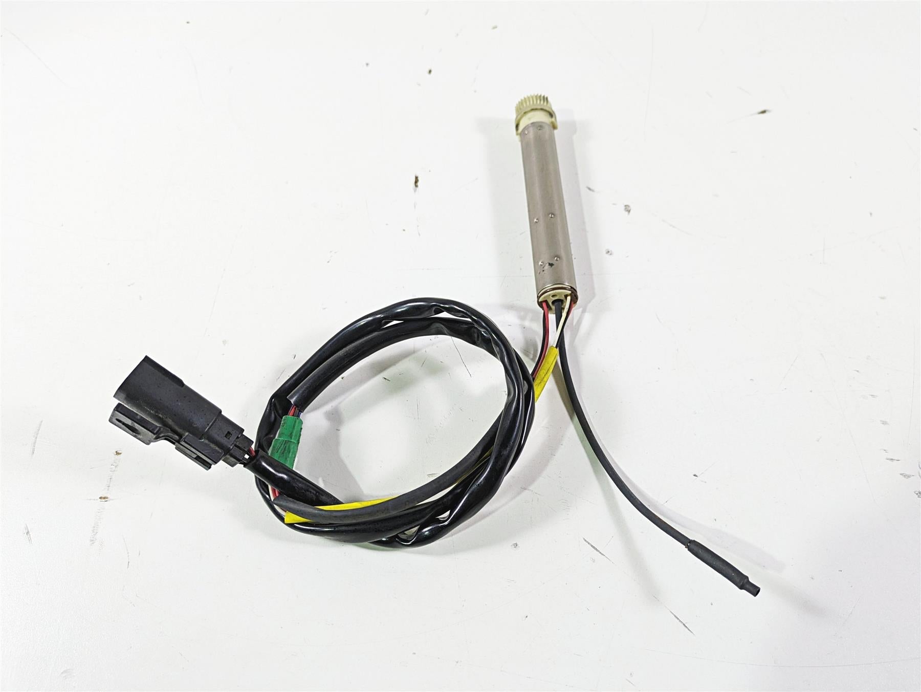 2008 Harley Touring FLHTCU E-Glide 105TH Ride By Wire Throttle Sensor 32305-08A {{ shop.shopifyCountryName }} - Mototech271