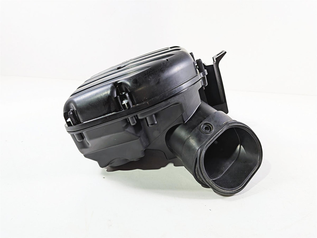 2024 Suzuki GSXR 600 Air Box Cleaner Breather Filter 13720-14J01 {{ shop.shopifyCountryName }} - Mototech271