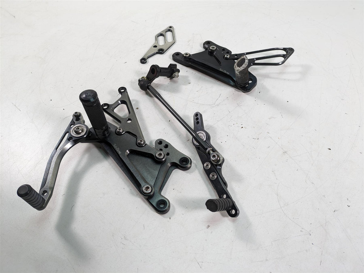 2007 Yamaha R1 YZFR1 Sato Racing Rear Set Footpeg Set -Read Y-R107RS-BK {{ shop.shopifyCountryName }} - Mototech271