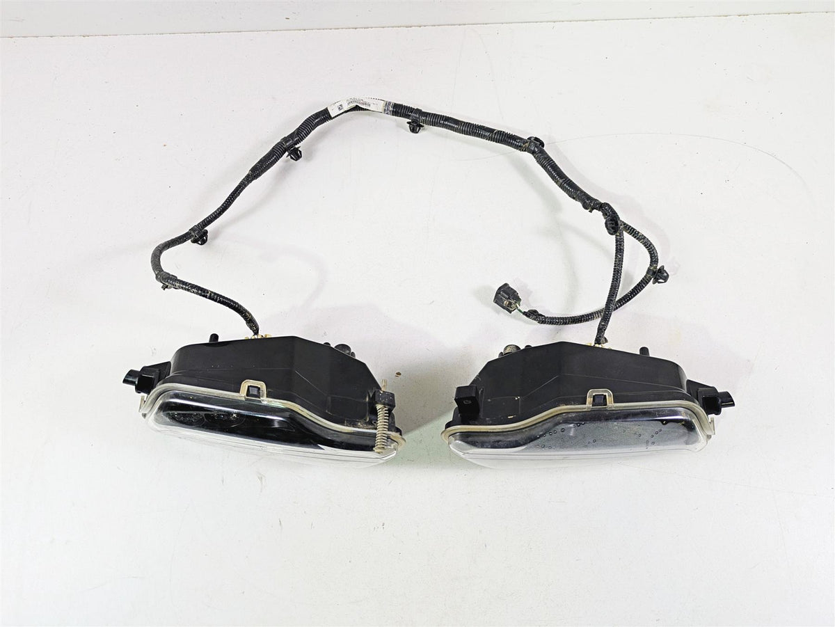2023 Honda Talon SXS1000 S2R Headlight Head Lamp & Wiring - Read 33100-HL6-A41 {{ shop.shopifyCountryName }} - Mototech271