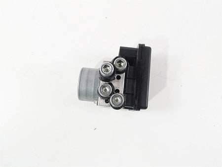 2024 Kawasaki ZX6R ZX636 Ninja Abs Brake Pump Unit Module 16082-0875 {{ shop.shopifyCountryName }} - Mototech271