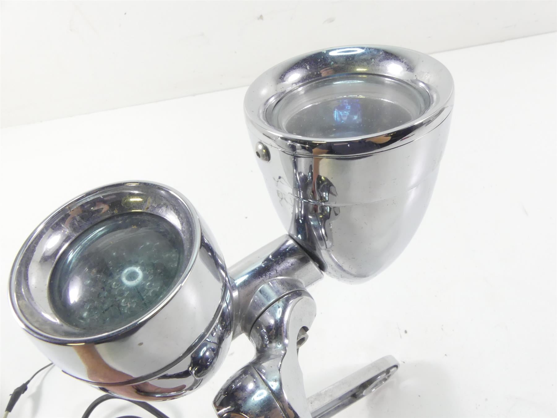 2004 Harley FLHTC SE CVO Electra Glide Right Kuryakyn Spot Light Blinker 5005 {{ shop.shopifyCountryName }} - Mototech271